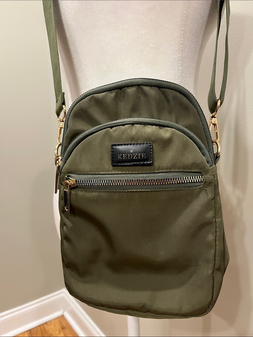 Kedzie Roundtrip Convertible Sling Bag